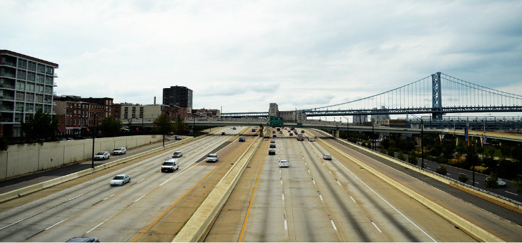 ben franklin bridge and interstate