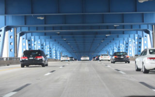 traffic on philadelphia bridge